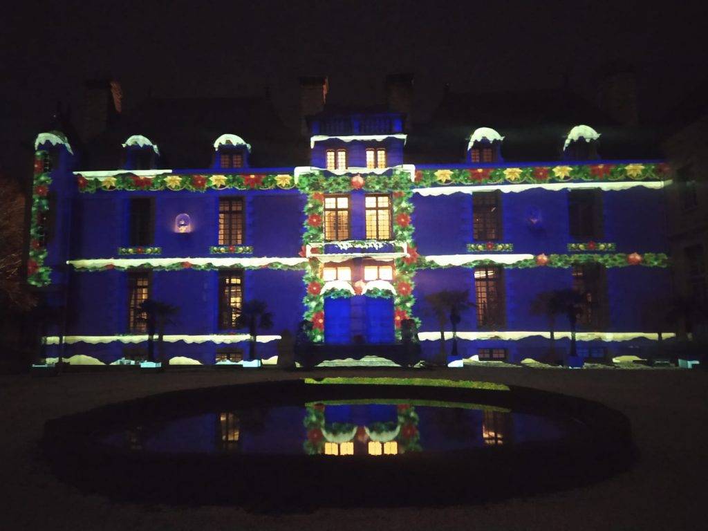 Projection 3D sur la façade du chateau